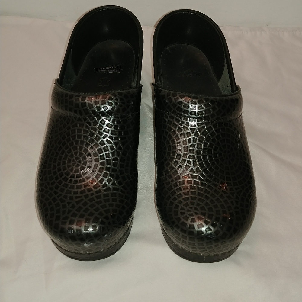 Dansko shoes